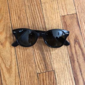 *RAY BANS* polarized round sunglasses